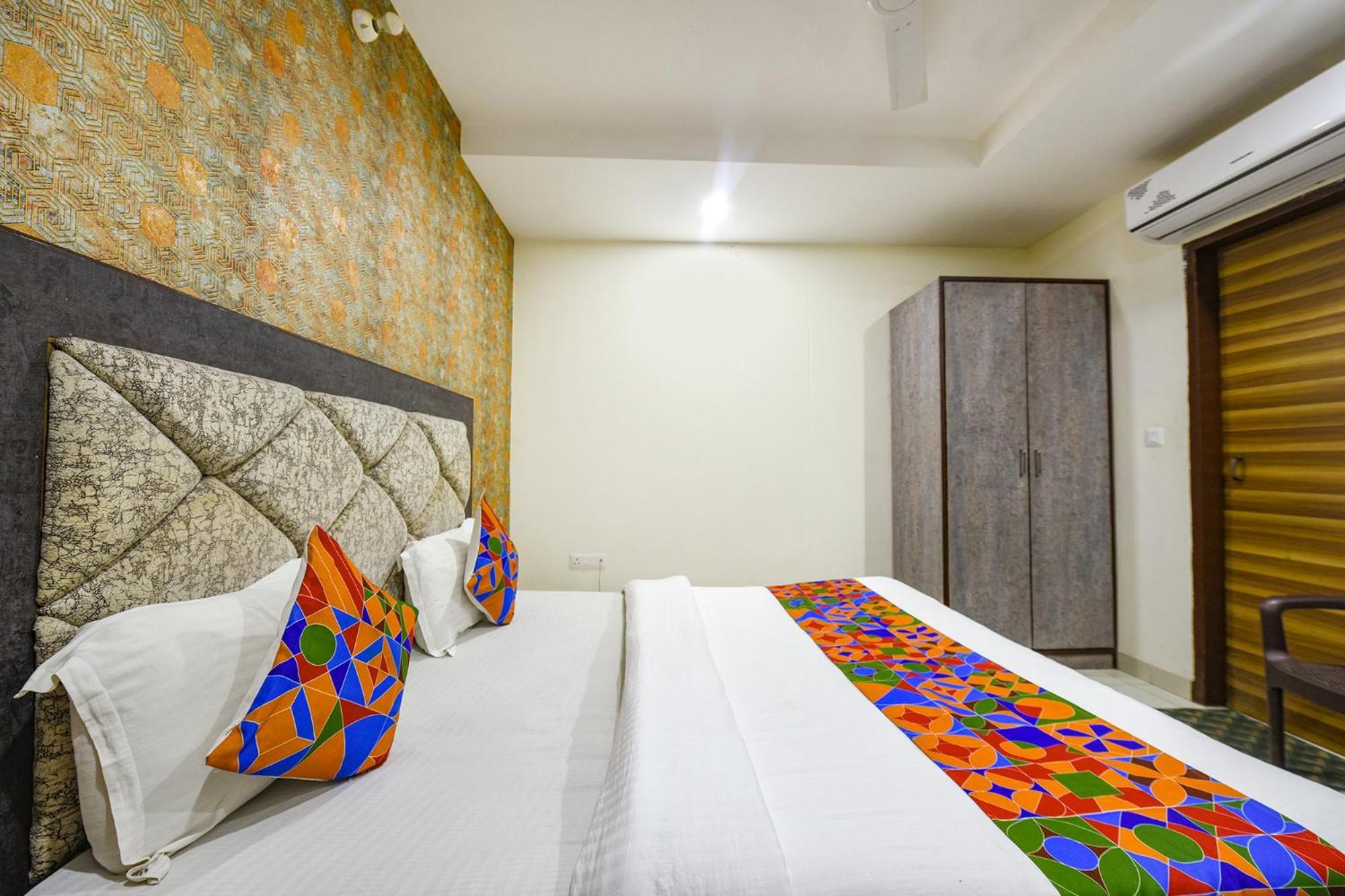 Fabhotel Green Valley Chandigarh Exterior photo