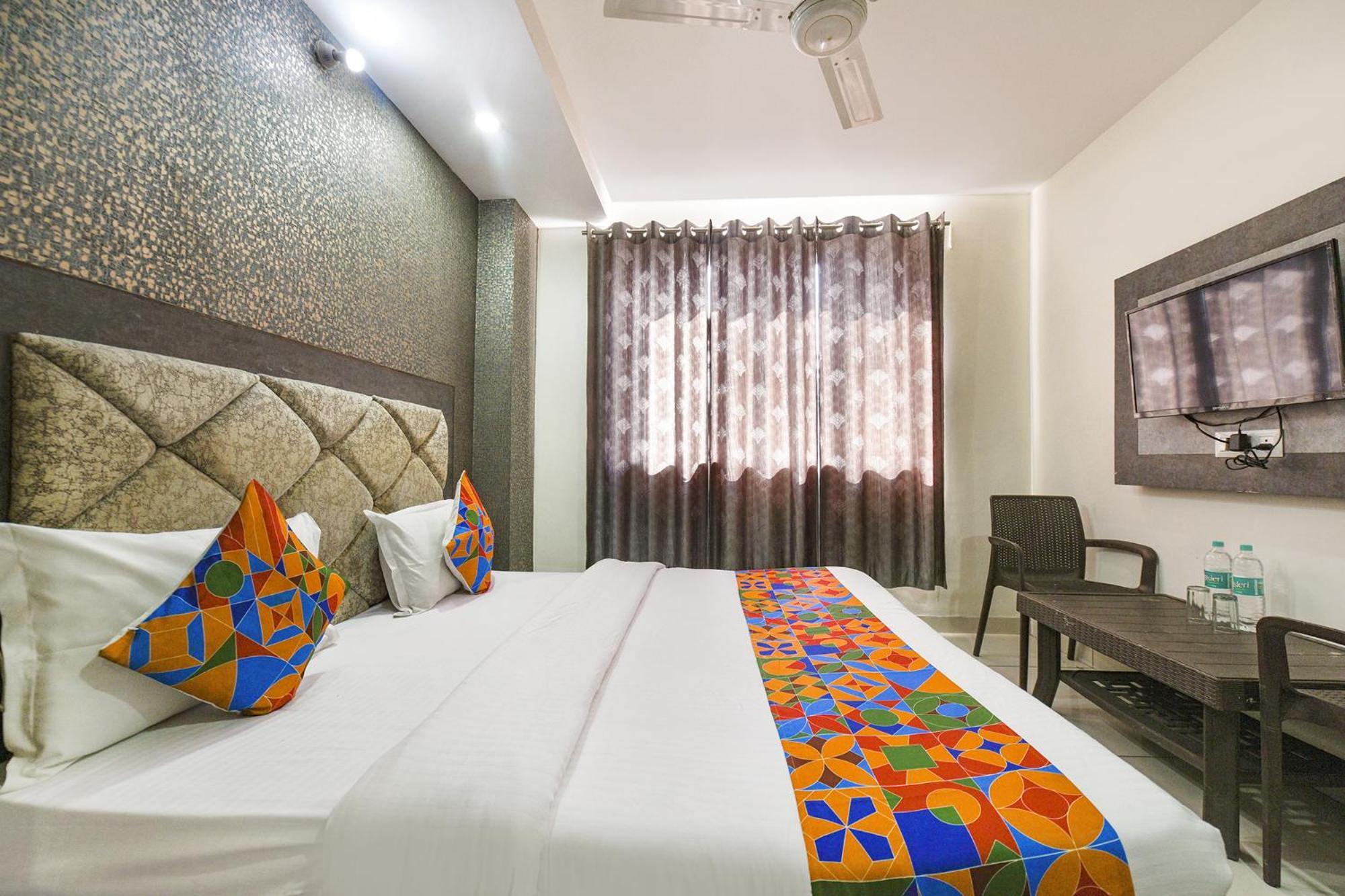 Fabhotel Green Valley Chandigarh Exterior photo