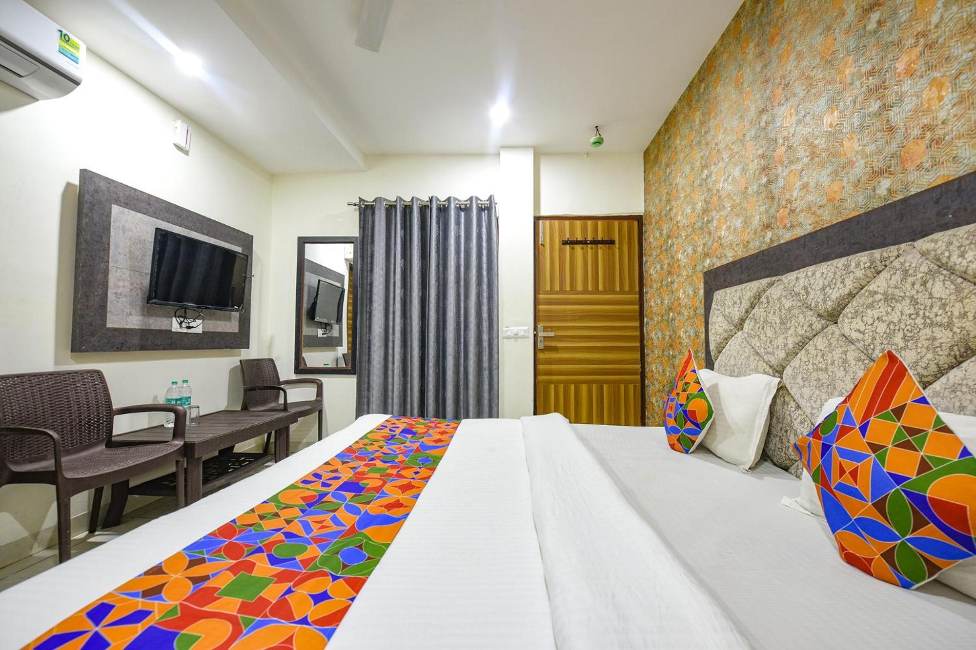 Fabhotel Green Valley Chandigarh Exterior photo