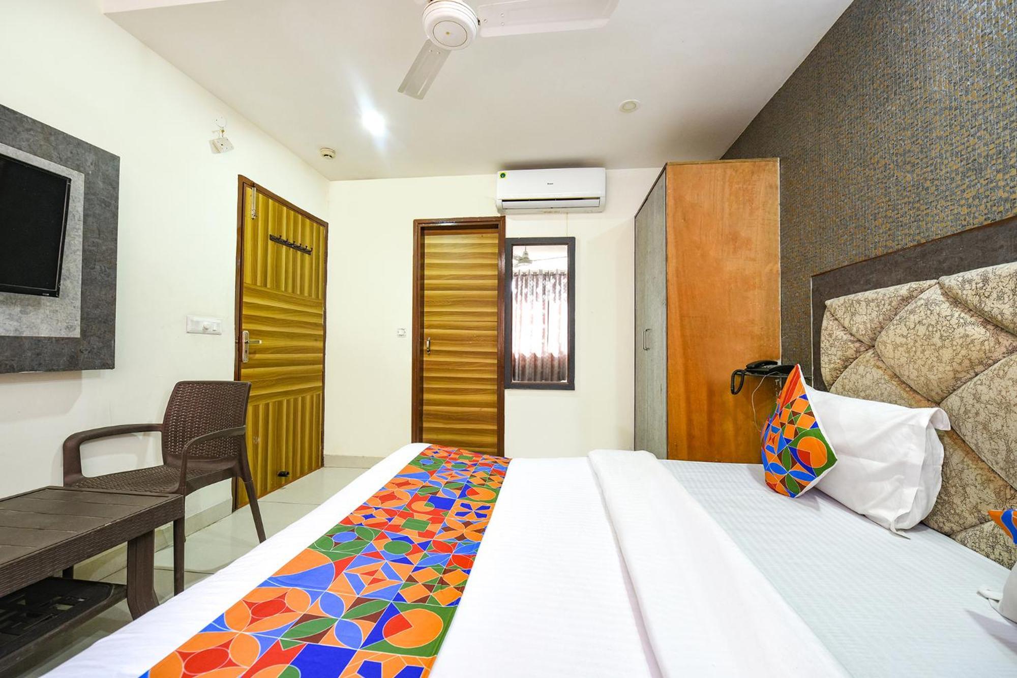 Fabhotel Green Valley Chandigarh Exterior photo